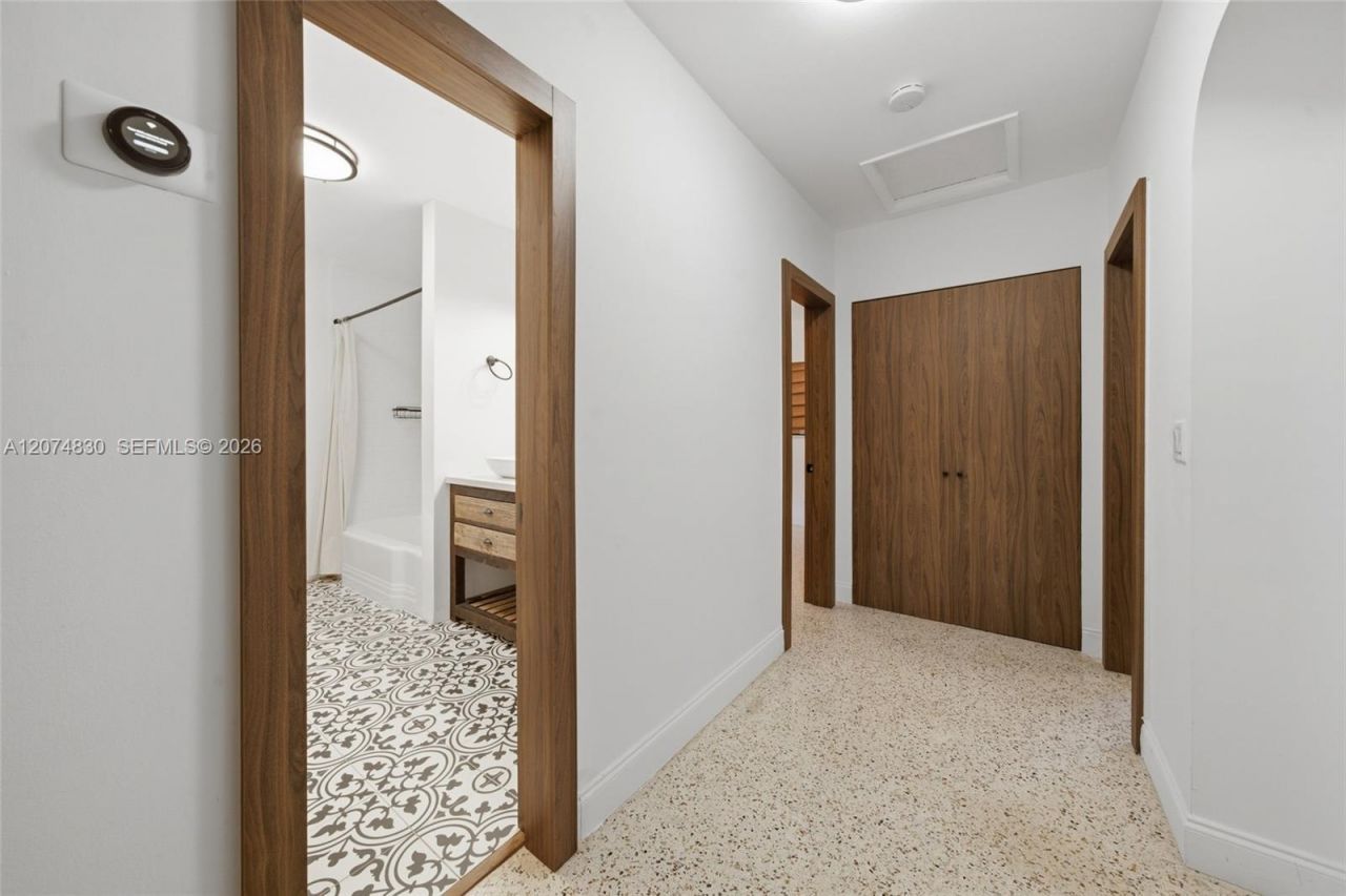 12025 NE 5th Ave , Unit 12025, Biscayne Park, FL 33161 Photo
