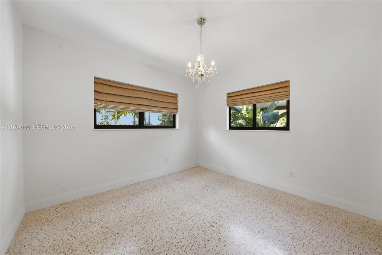 12025 NE 5th Ave , Unit 12025, Biscayne Park, FL 33161 Photo