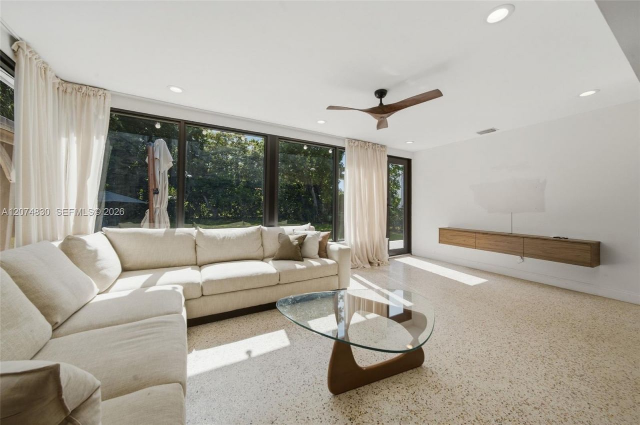 12025 NE 5th Ave , Unit 12025, Biscayne Park, FL 33161 Photo