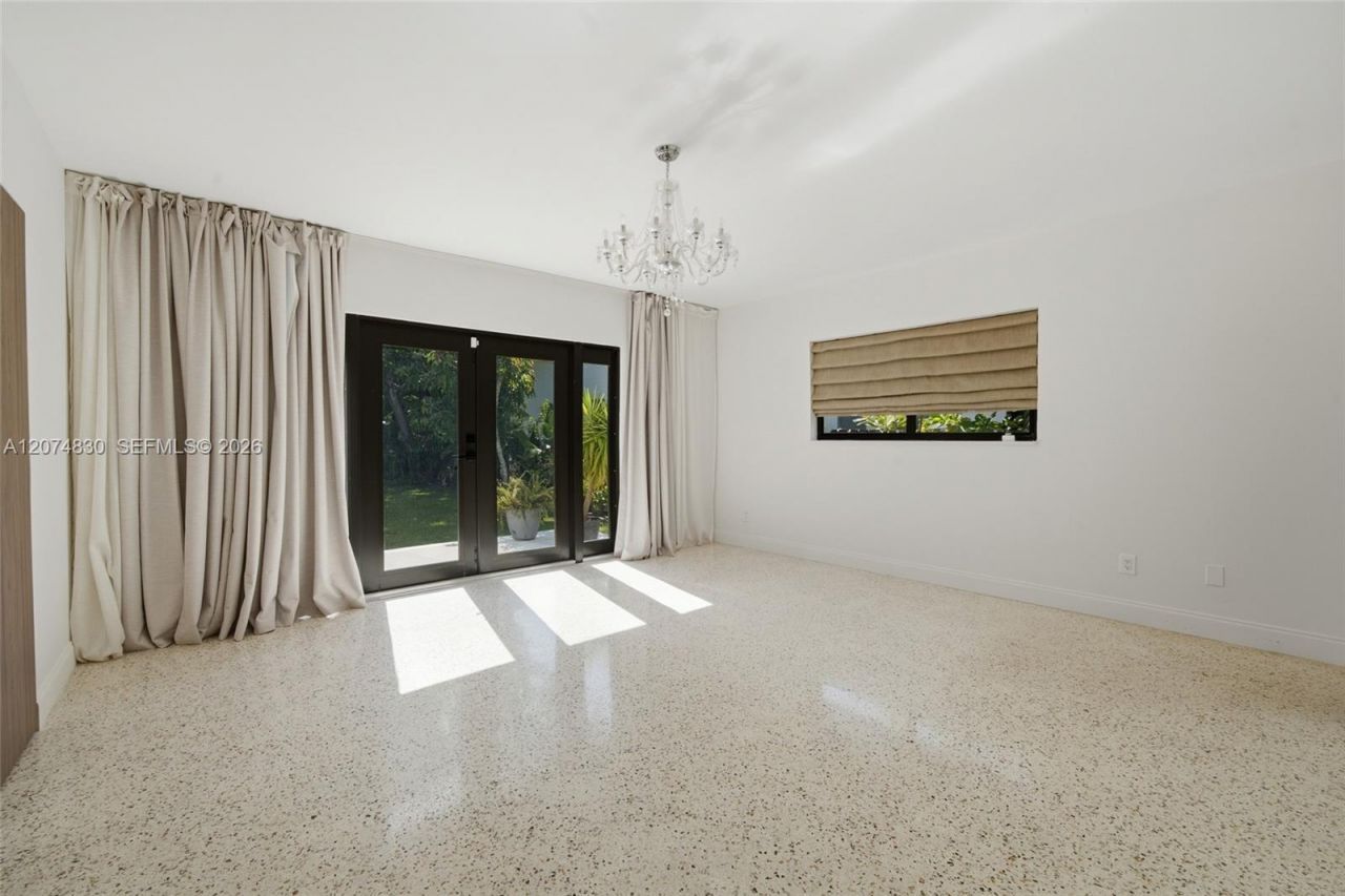 12025 NE 5th Ave , Unit 12025, Biscayne Park, FL 33161 Photo