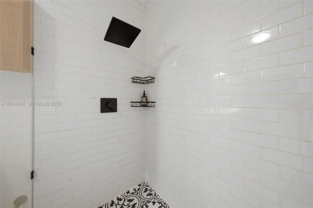 12025 NE 5th Ave , Unit 12025, Biscayne Park, FL 33161 Photo