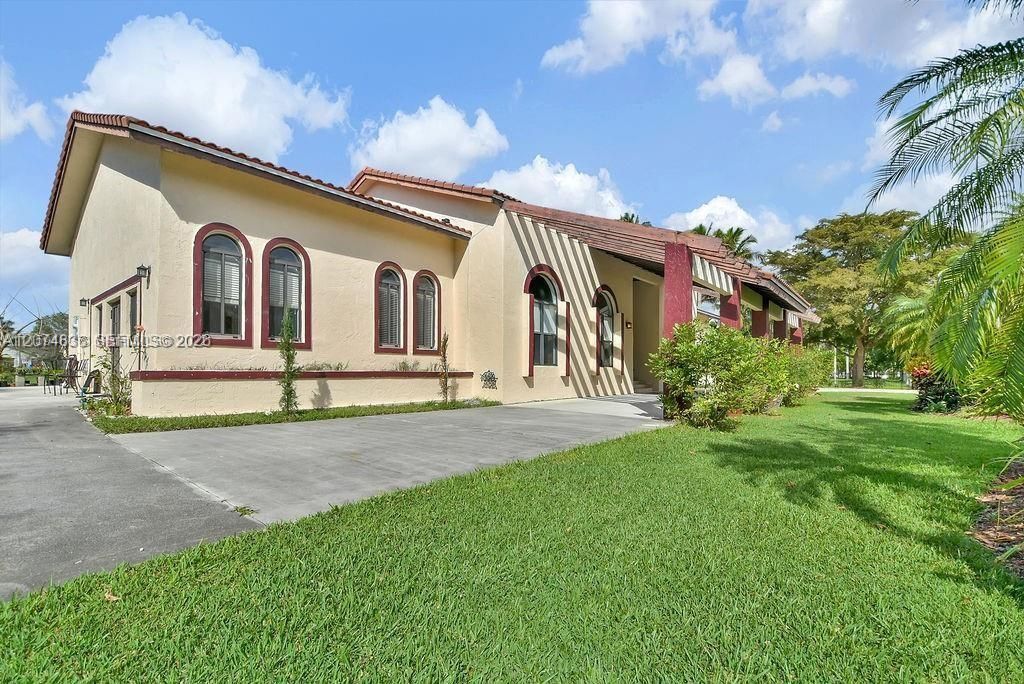 5425 SW 190th Ave , Southwest Ranches, FL 33332 Photo