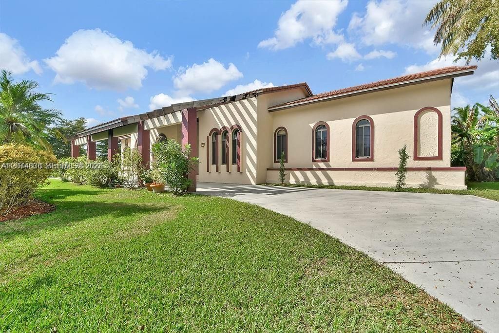 5425 SW 190th Ave , Southwest Ranches, FL 33332 Photo