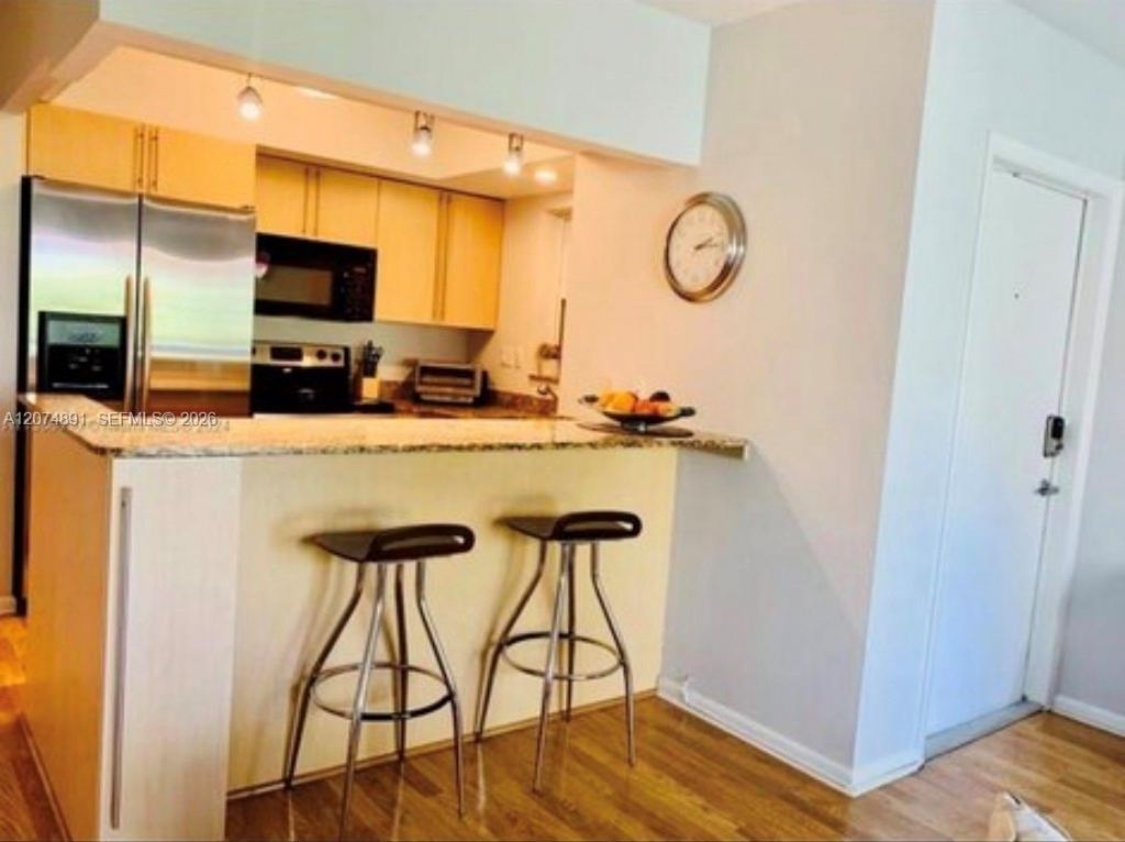815 Middle River Dr , Unit 304, Fort Lauderdale, FL 33304 Photo