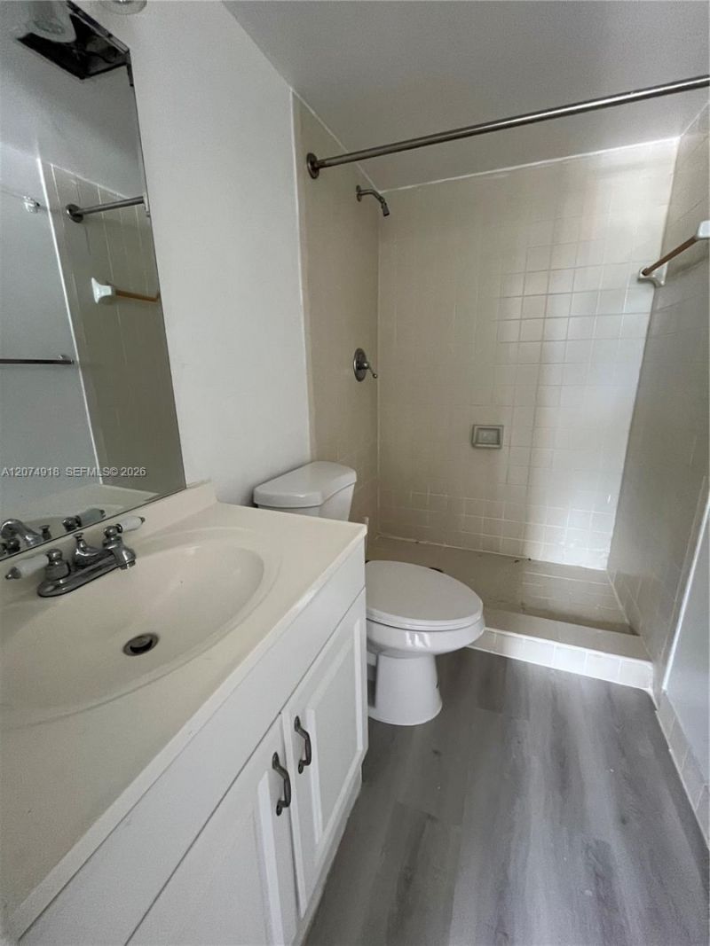 1720 NW N River Dr , Unit 210, Miami, FL 33125 Photo