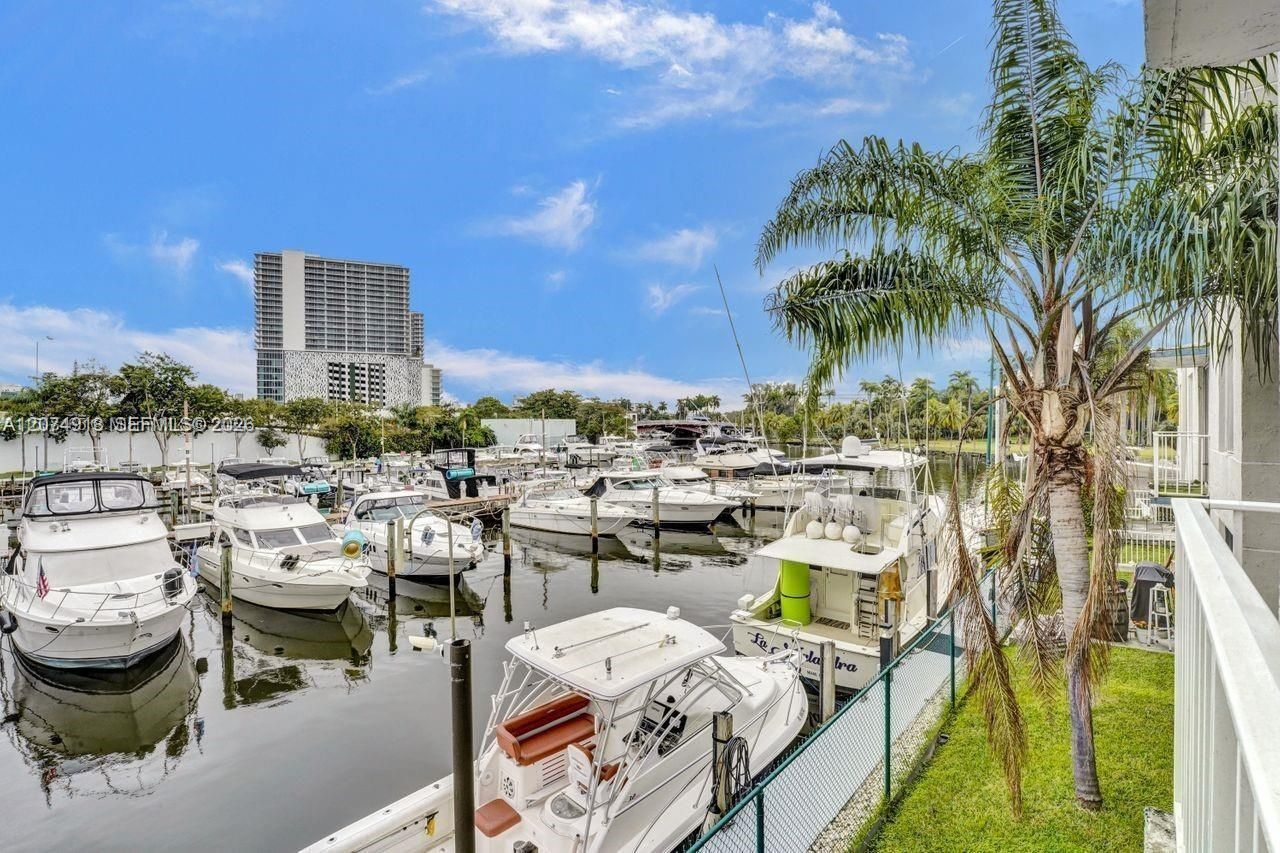1720 NW N River Dr , Unit 210, Miami, FL 33125 Photo