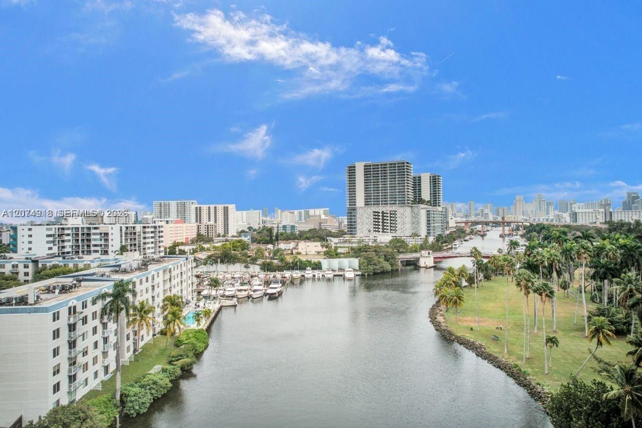 1720 NW N River Dr , Unit 210, Miami, FL 33125 Photo