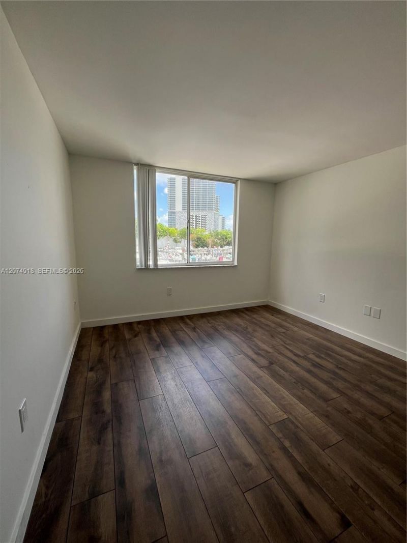 1720 NW N River Dr , Unit 210, Miami, FL 33125 Photo