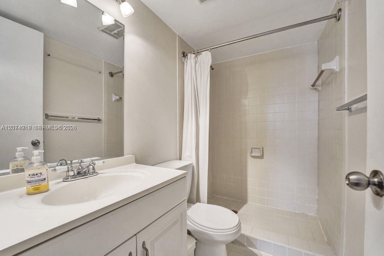 1720 NW N River Dr , Unit 210, Miami, FL 33125 Photo