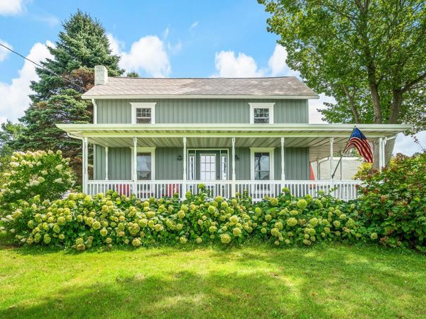 8467 S Scottdale Road, Berrien Springs, MI 49103