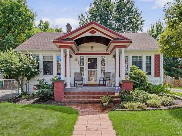 29 Beverly Place, Hamburg, NY 14075