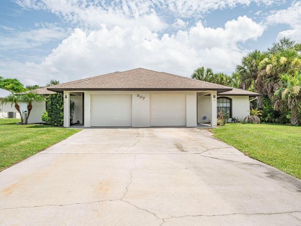 307 S WIMBROW Drive, Sebastian, FL 32958
