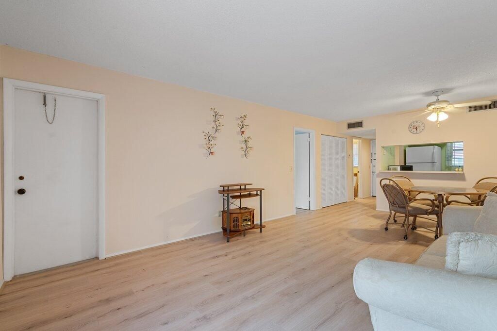 12026 Greenway Circle S, Unit 202, Royal Palm Beach, FL 33411 Photo