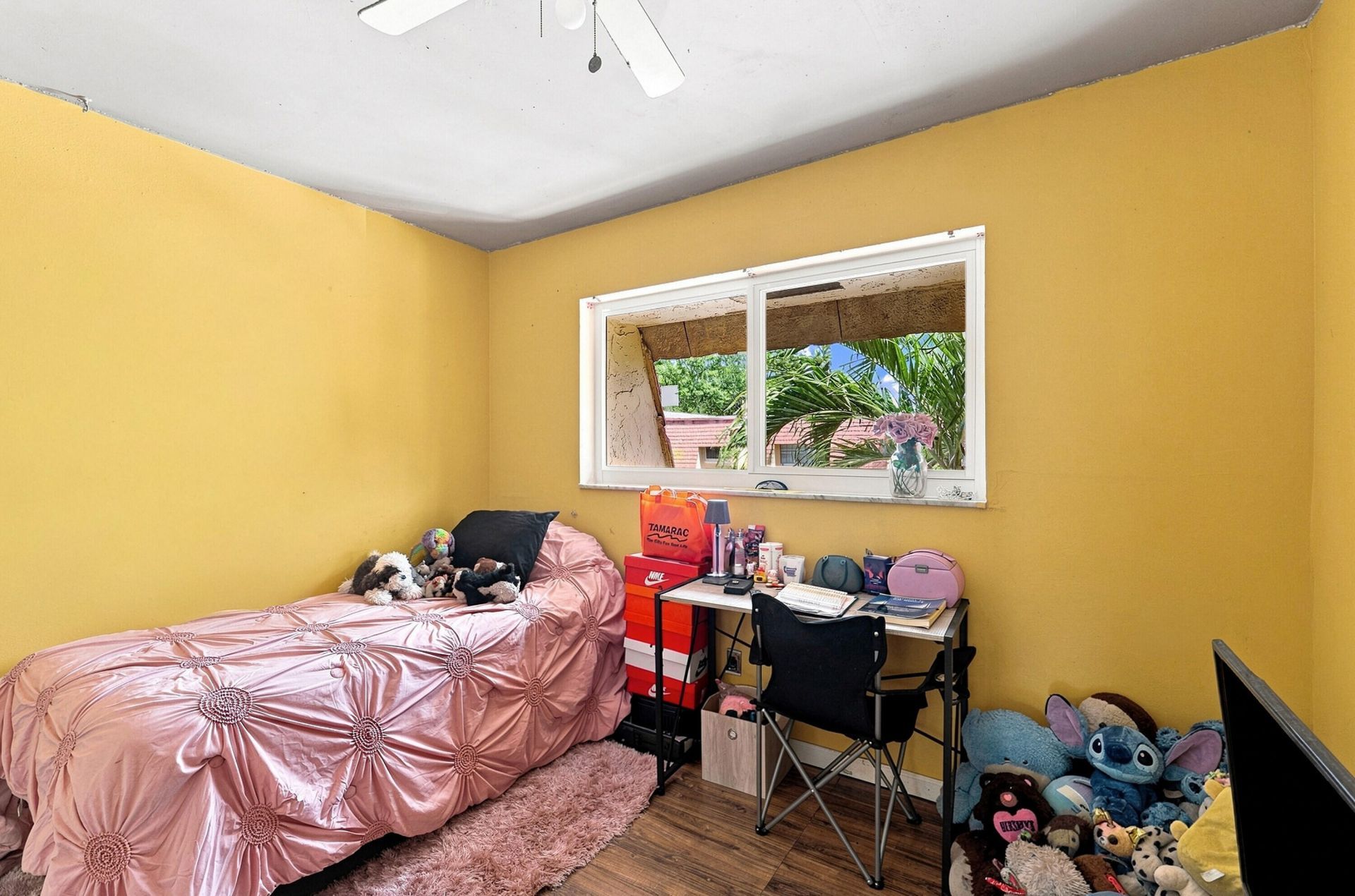 6 Spinning Wheel Lane, Tamarac, FL 33319 Photo