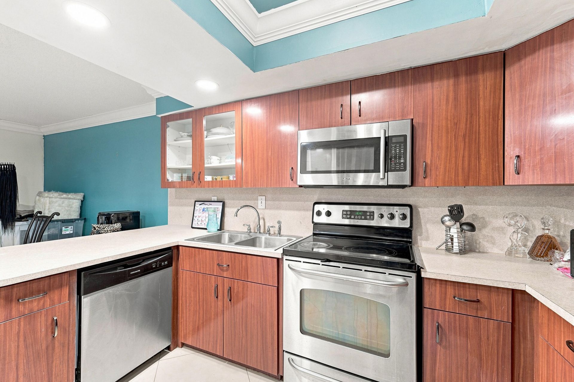6 Spinning Wheel Lane, Tamarac, FL 33319 Photo