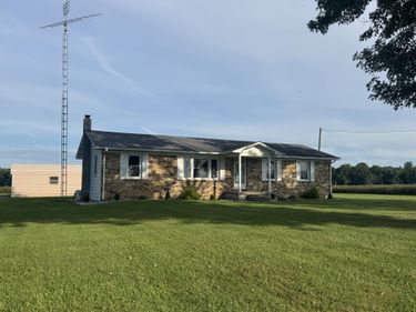2388 State Hwy 3525, Russell Springs, KY 42642