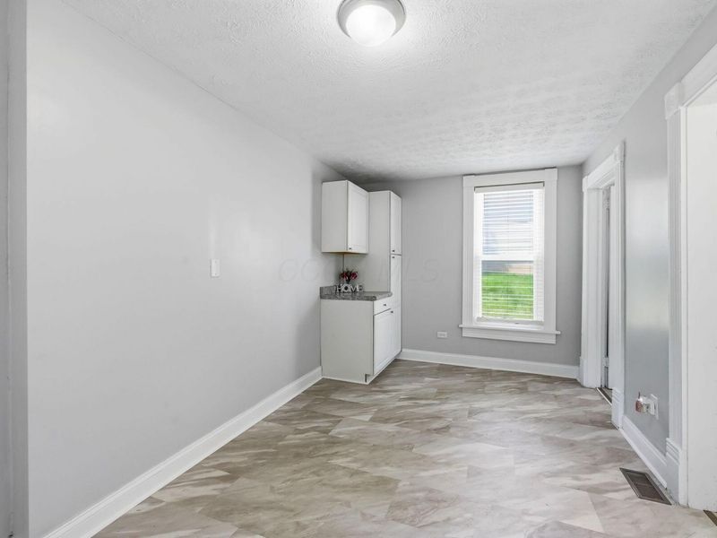 176 Lake Street , Delaware, OH 43015 Photo 23