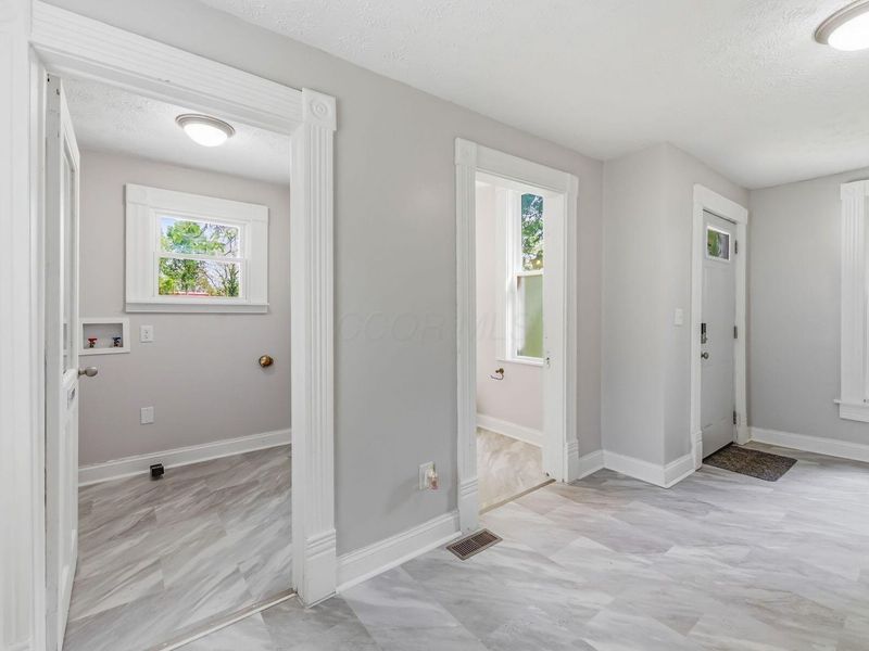 176 Lake Street , Delaware, OH 43015 Photo 24