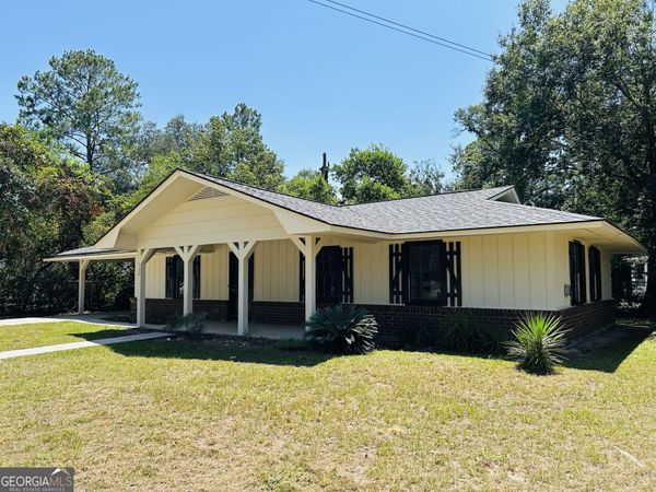 124 Alexander Avenue, Reidsville, GA 30453