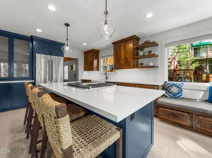 425 Lakeview Avenue, Zephyr Cove, NV 89448 Photo