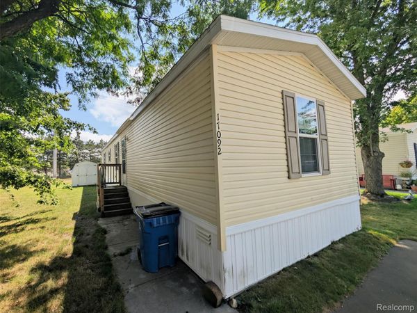 17092 Canterbury Circle , Groveland Township, Mi 48442
