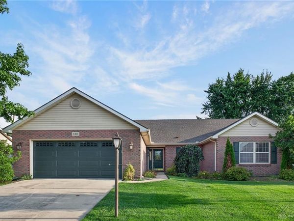130 Union Ridge Drive, Englewood, OH 45322