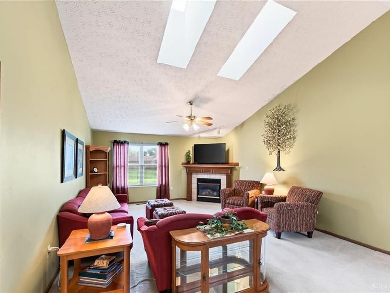 130 Union Ridge Drive, Englewood, OH 45322 Photo 4