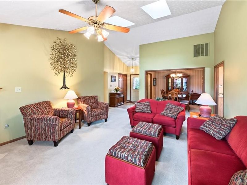 130 Union Ridge Drive, Englewood, OH 45322 Photo 5