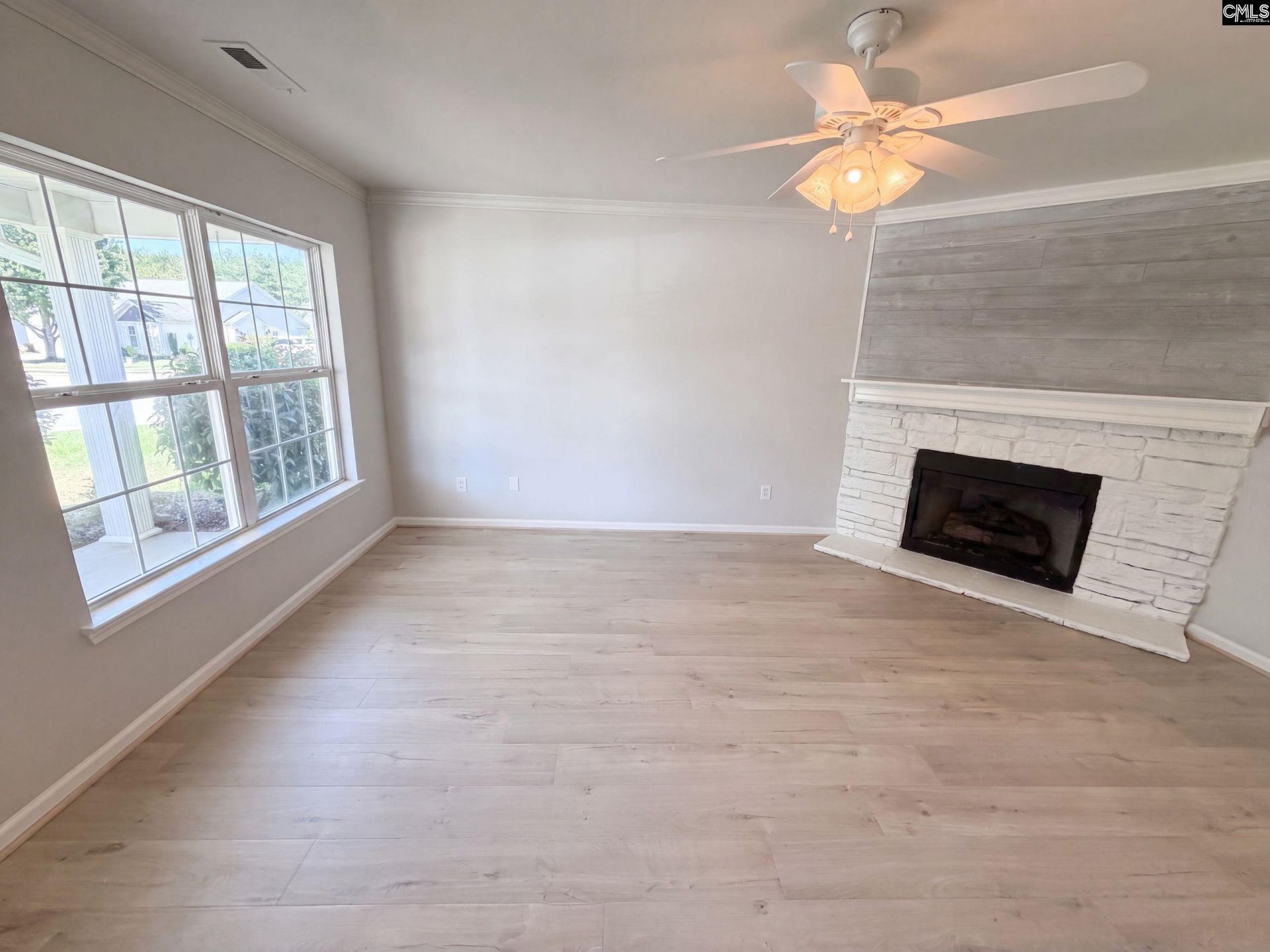126 Red Pine Drive  Photo 11