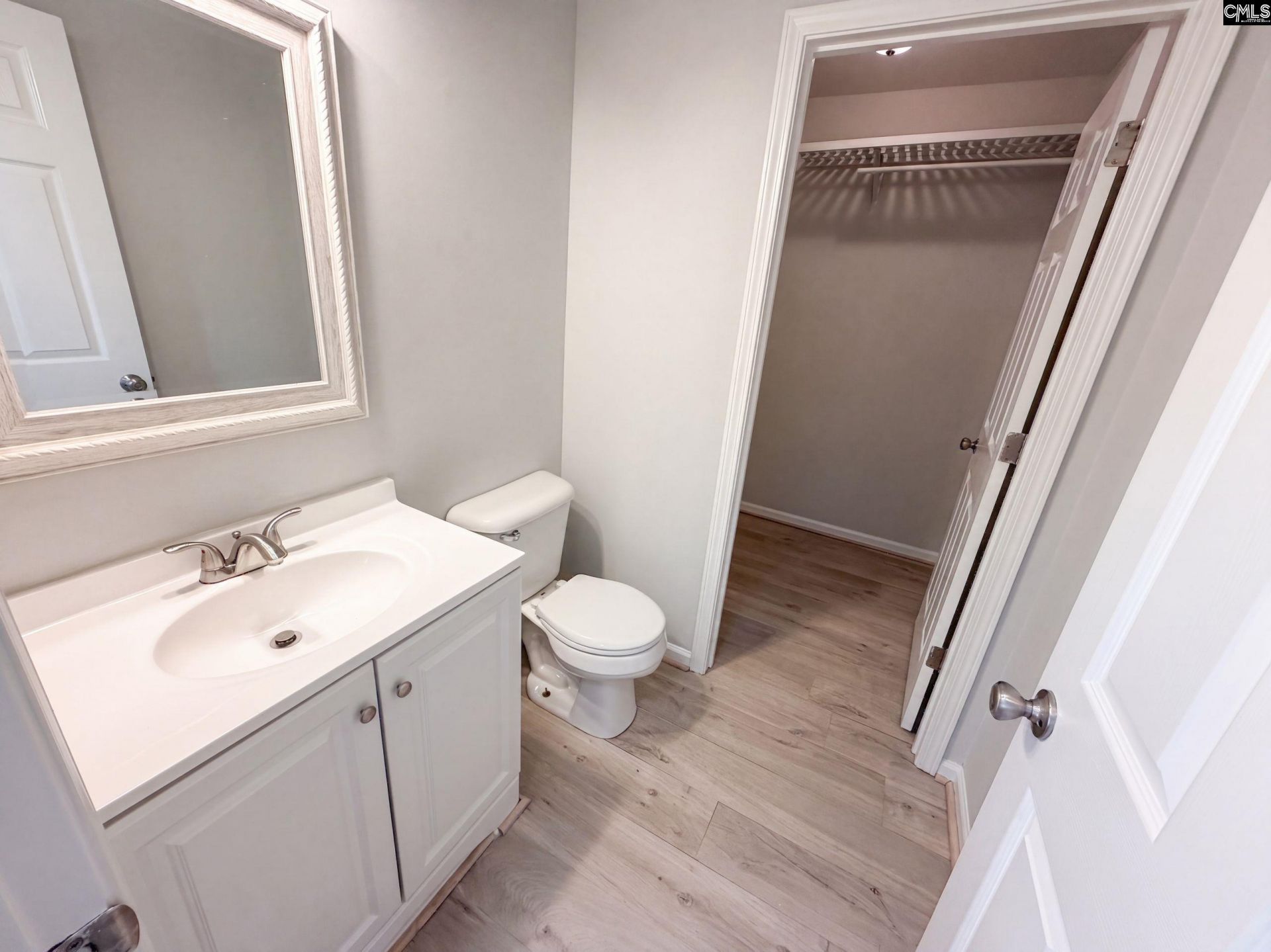 126 Red Pine Drive  Photo 16