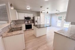 126 Red Pine Drive  photo 4