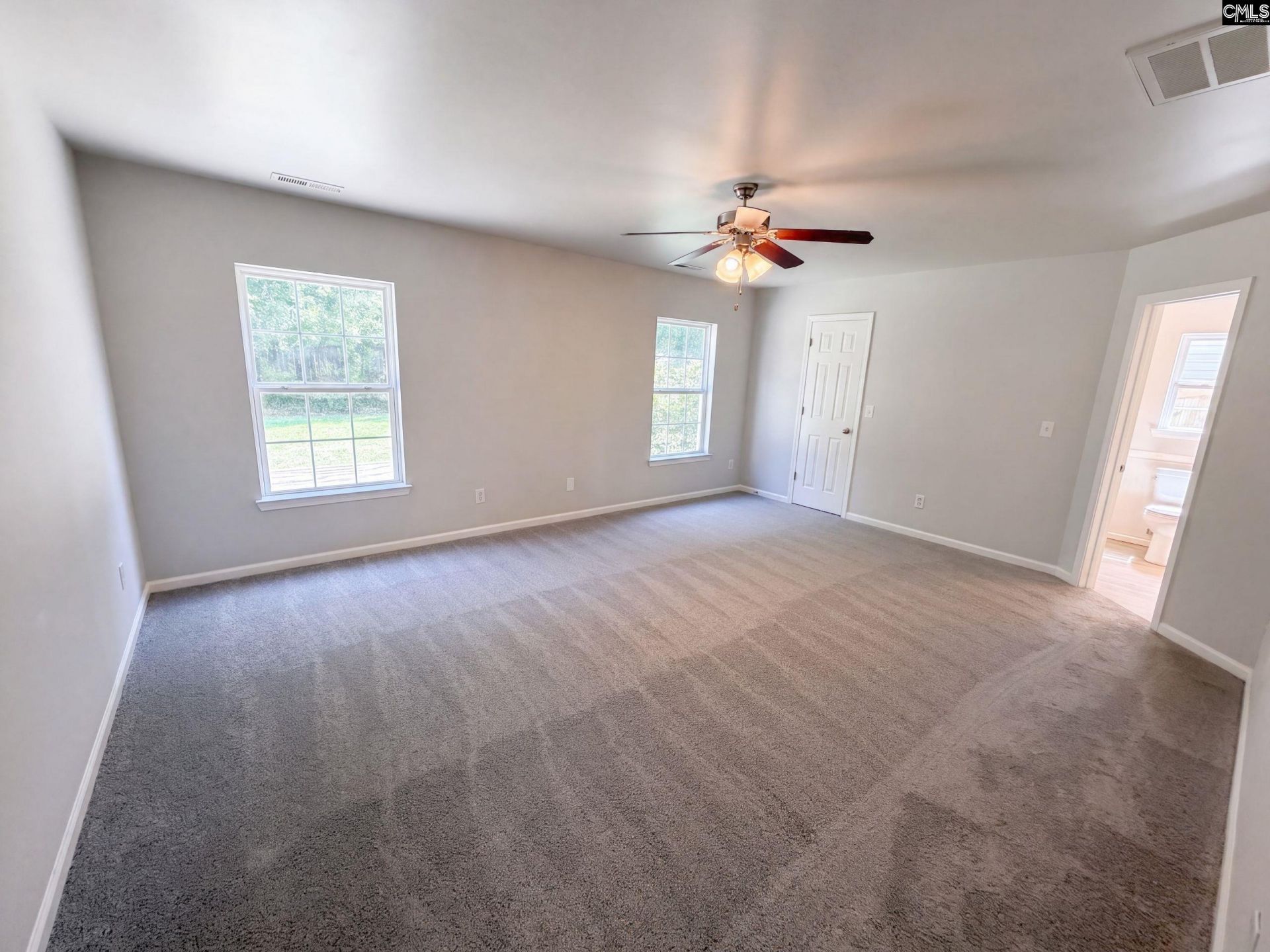 126 Red Pine Drive  Photo 4