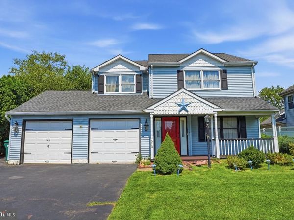 513 STANFORD ROAD , FAIRLESS HILLS, PA 19030