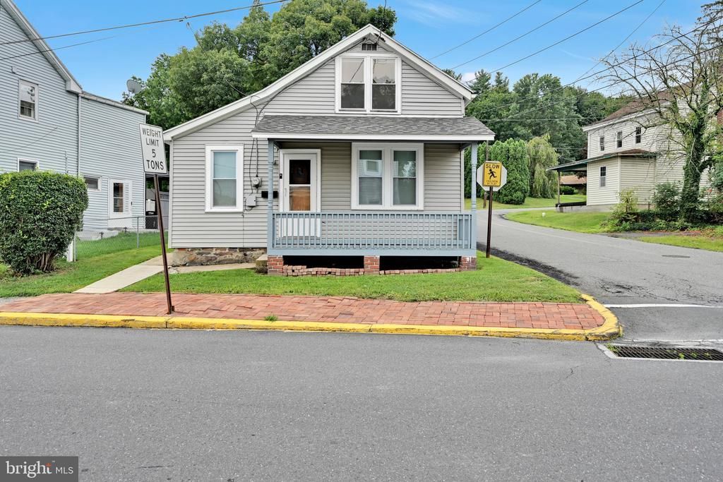 7 GRAEFF STREET , CRESSONA, PA 17929