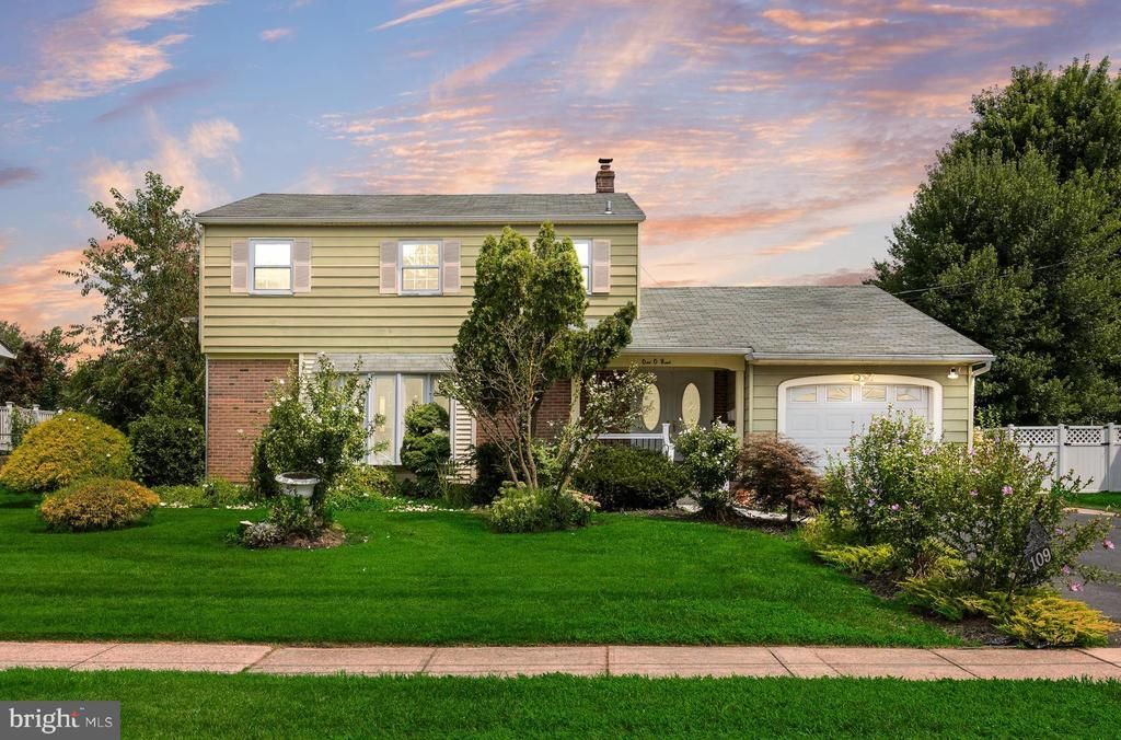 109 Cardinal Road, Edgewater Park, NJ 08010 Main Photo