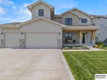 4514 S 219th Street, Elkhorn, NE 68022