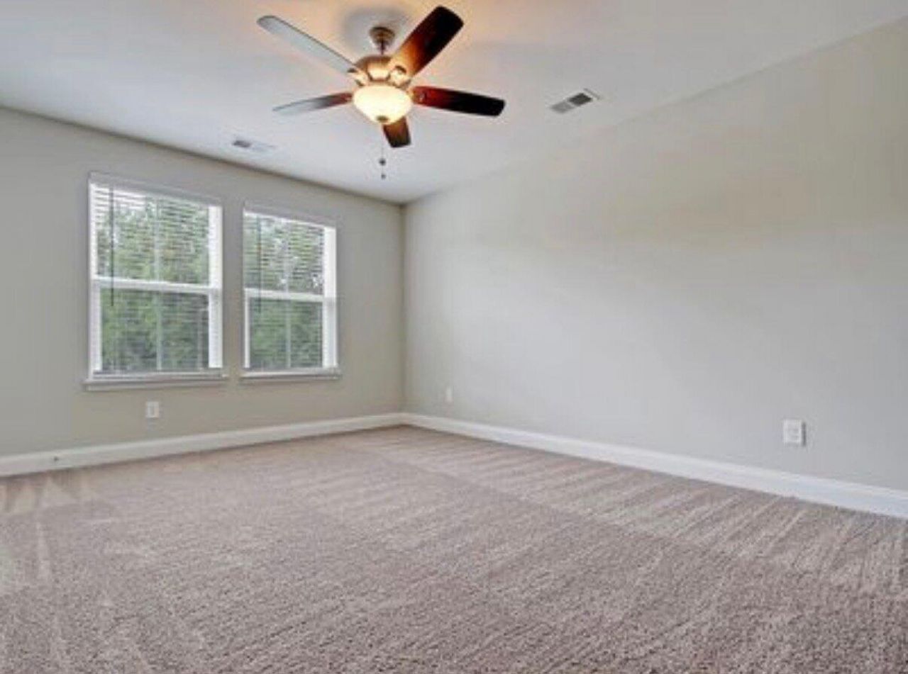 7822 Montview Road Photo 10
