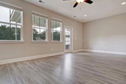 7822 Montview Road photo 4