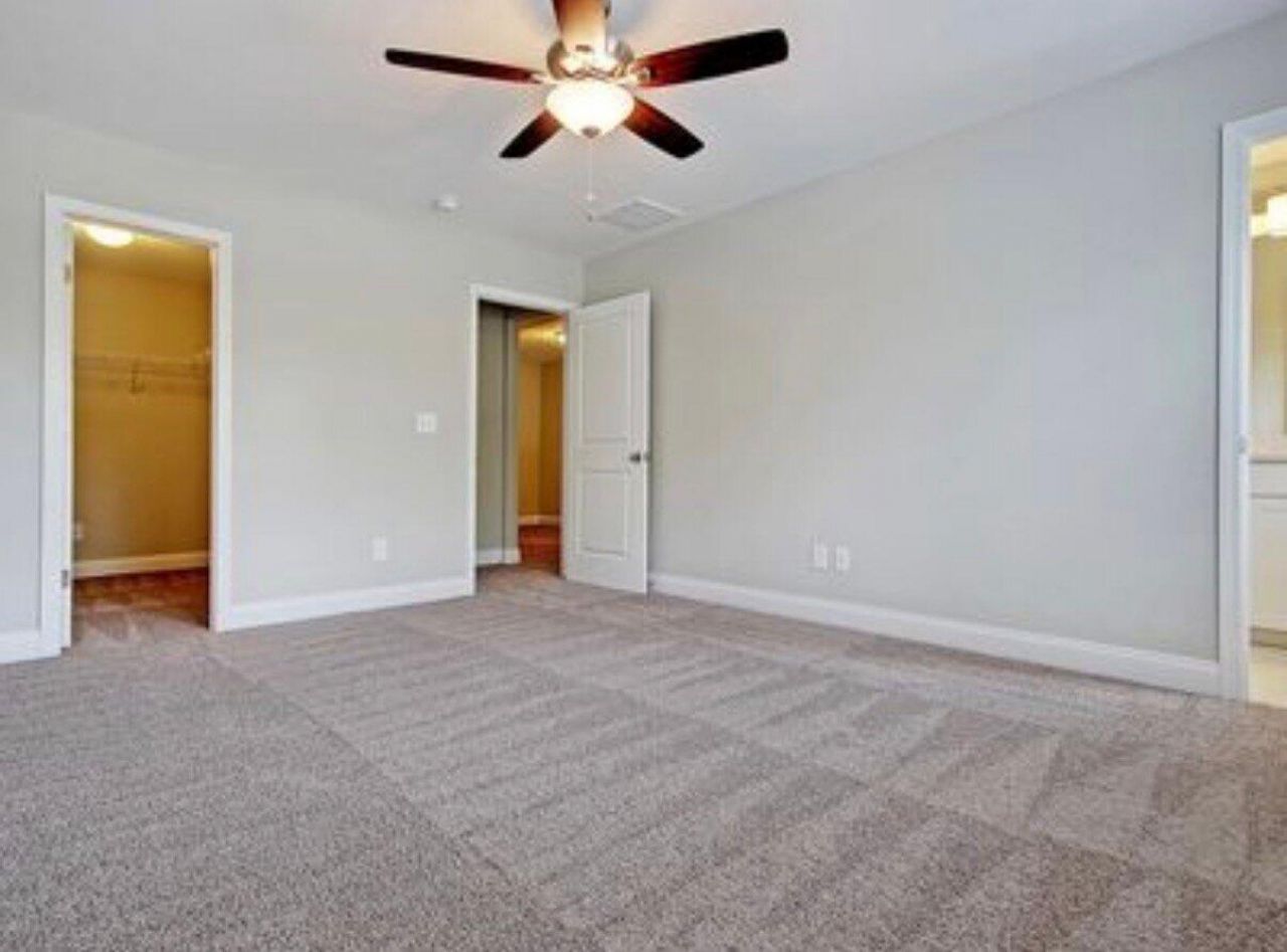 7822 Montview Road Photo 6