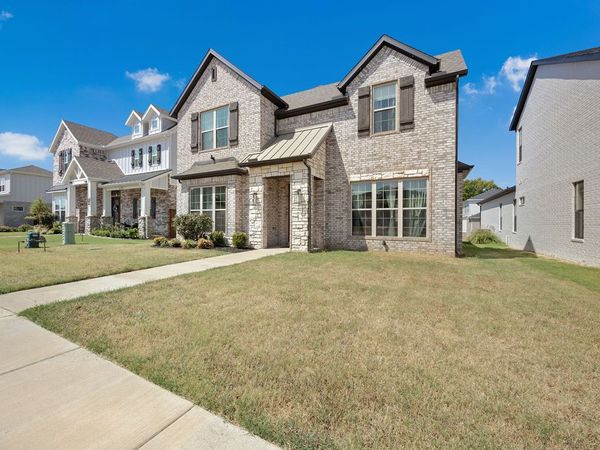 6204 SW Prism Path Street, Bentonville, AR 72713