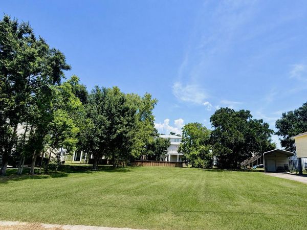 132 Vista Drive, Pass Christian, MS 39571
