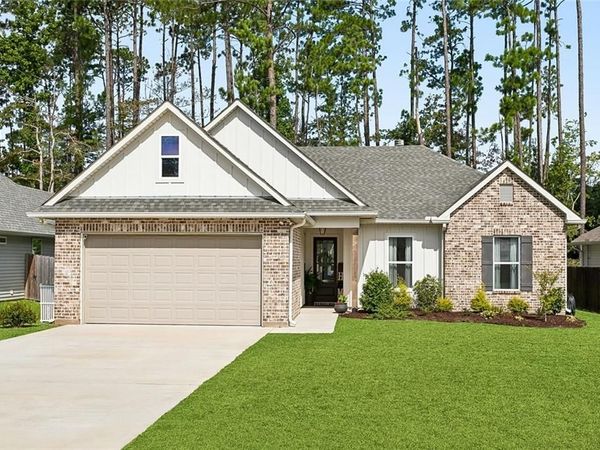 2312 COURS CARSON Street, Mandeville, LA 70448