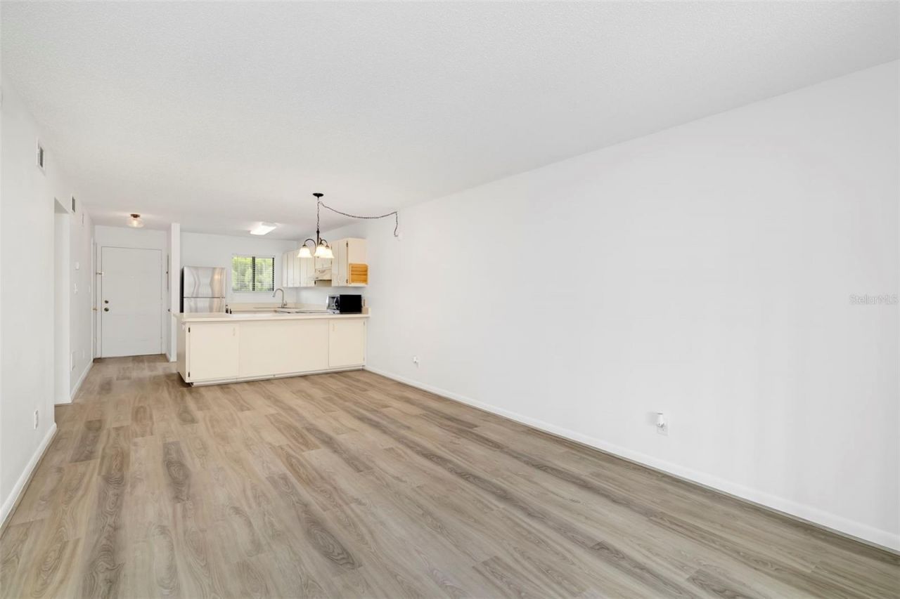 6033 34th Street W, Unit 26, Bradenton, FL 34210 Photo