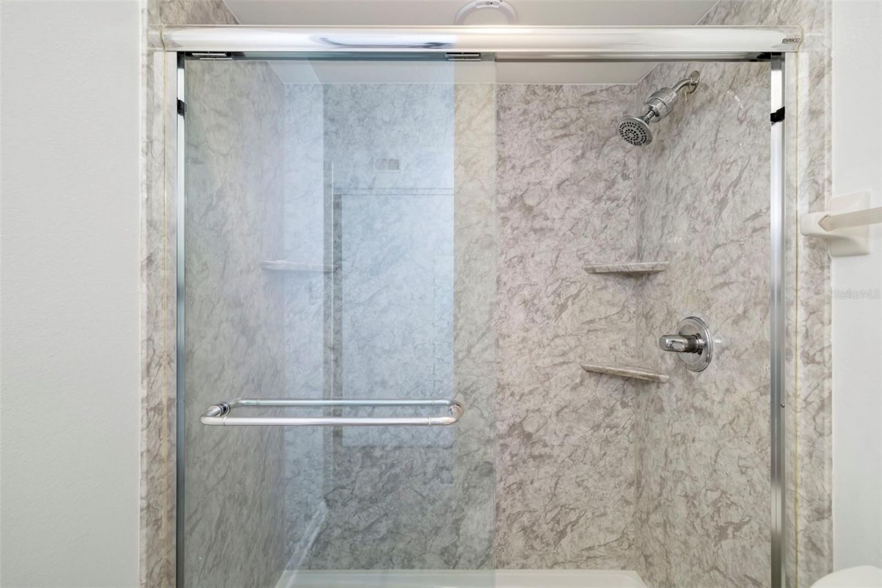6033 34th Street W, Unit 26, Bradenton, FL 34210 Photo