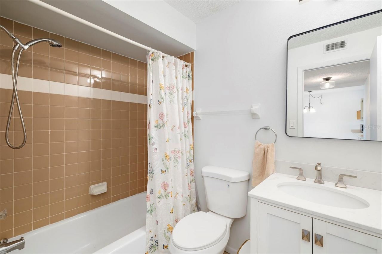 6033 34th Street W, Unit 26, Bradenton, FL 34210 Photo