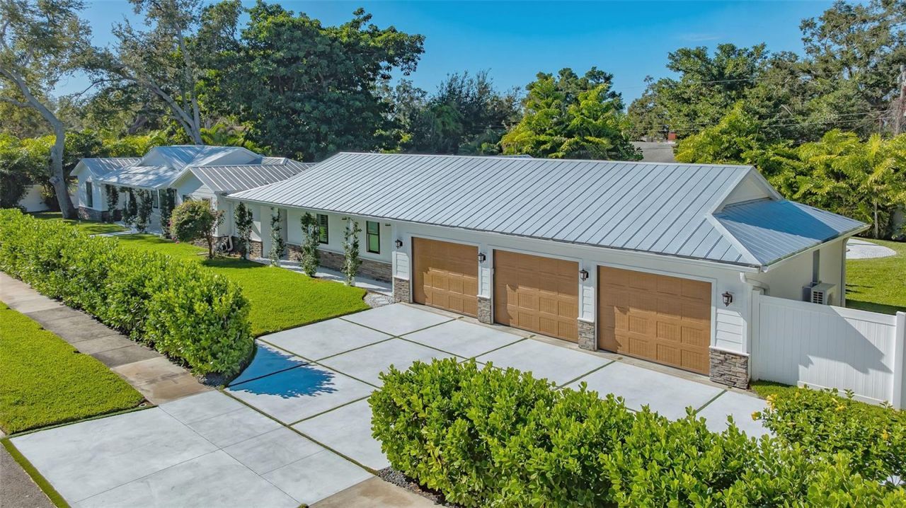 3606 Palonia Court, Sarasota, FL 34239 Photo