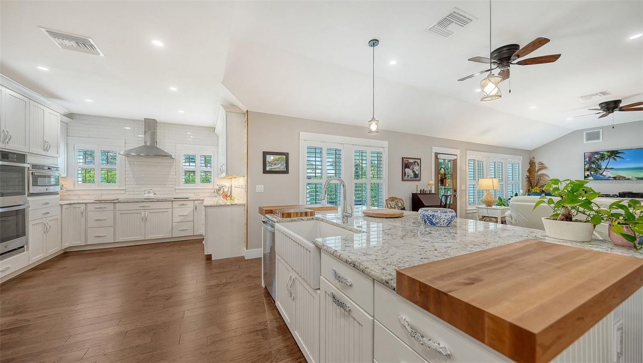 3606 Palonia Court, Sarasota, FL 34239 Photo