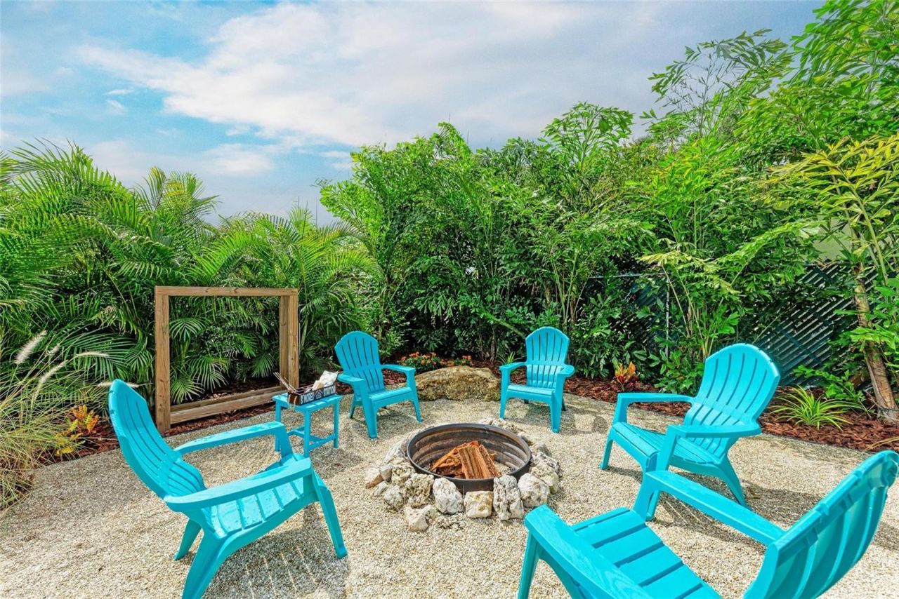 2304 Bahia Vista Street , Sarasota, FL 34239 Photo