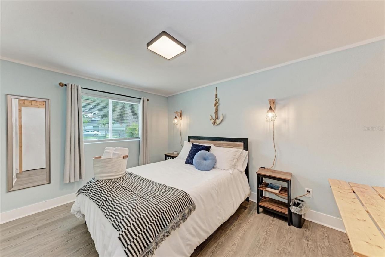 2304 Bahia Vista Street , Sarasota, FL 34239 Photo