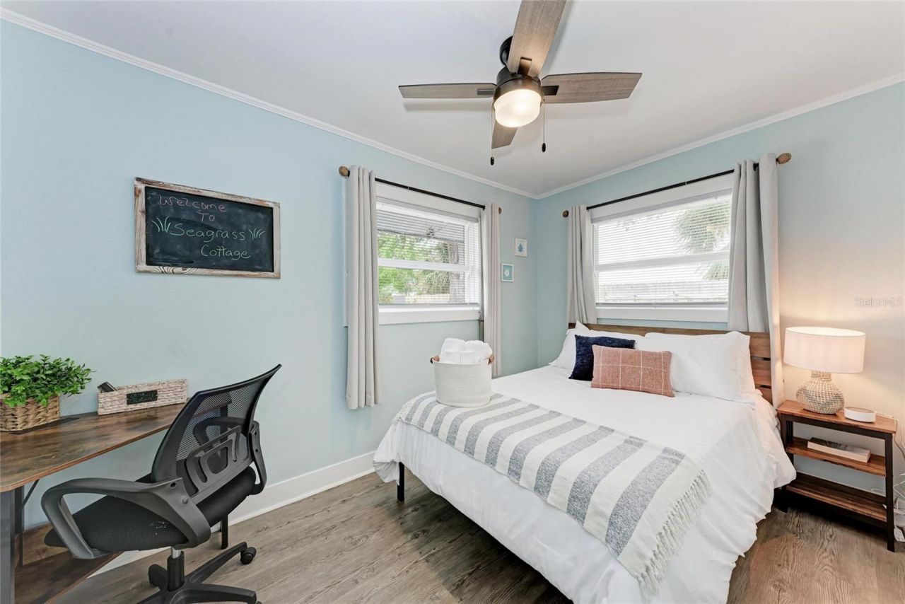 2304 Bahia Vista Street , Sarasota, FL 34239 Photo